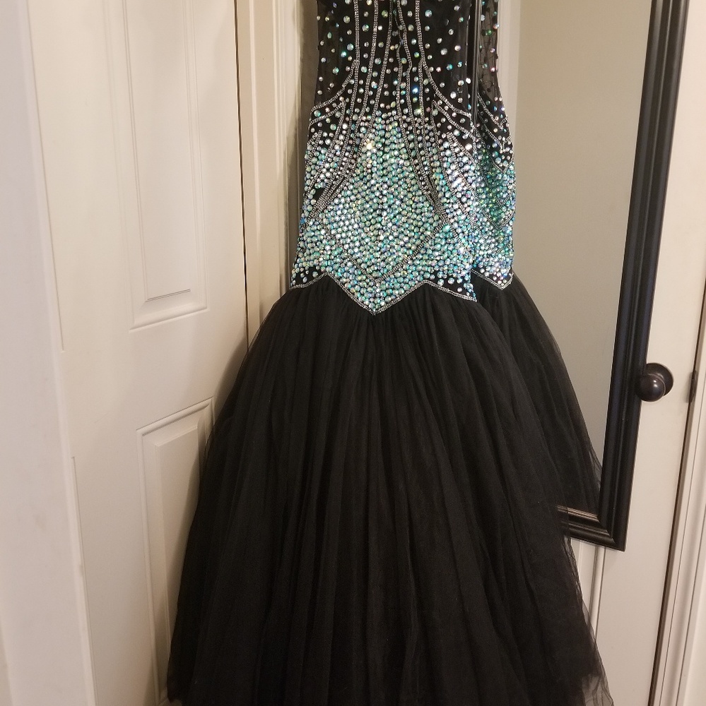Womens Rhinestone Prom/ Pageant Dress - Picture 3 of 6
